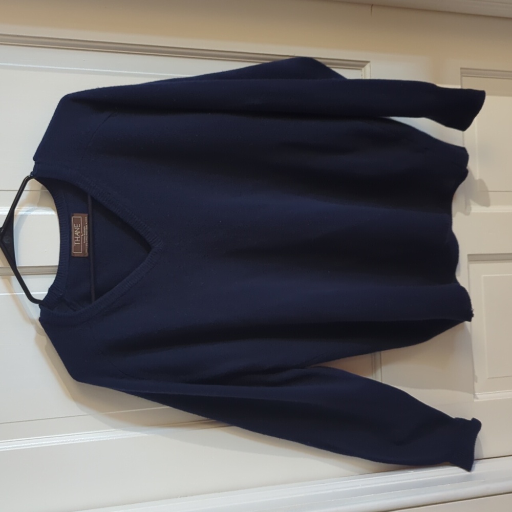 VINTAGE 100% Lambs Wool, Men's Large, V-Neck Sweater, Blue  THANE, USA made